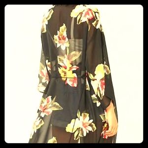 Brand New - Small Floral Longline Cardigan